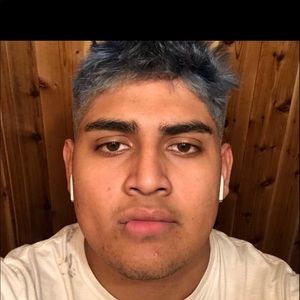 Meet your Posher, Derek